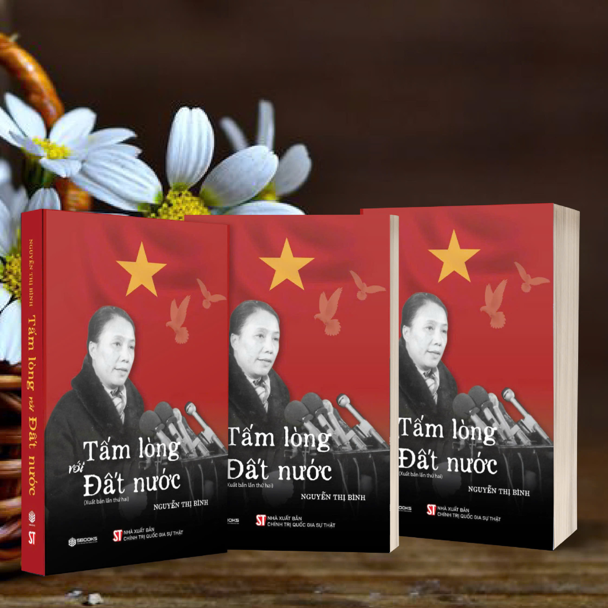 Sách Tấm Lòng với Đất Nước